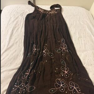 Brown Sleeveless Dress with Floral Embroidery